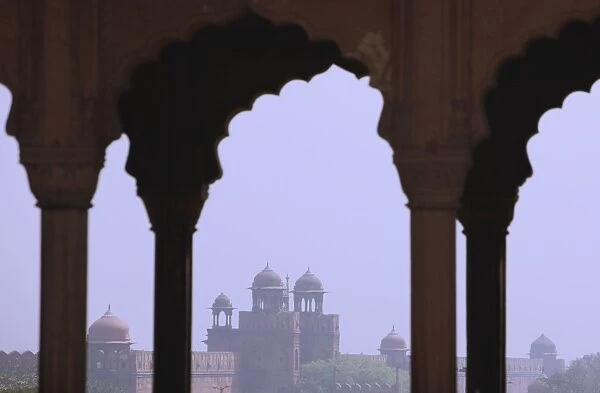 Red Fort from arches of Jami Masjid mosque, Old Delhi, India, Asia