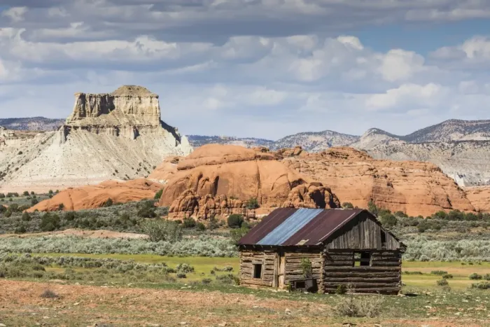 Framed Print : Red rock sandstone and old cabin just outside Kodachrome Basin State Park, Utah Framed Print : Red rock sandstone and old cabin just outside Kodachrome Basin State Park, Utah