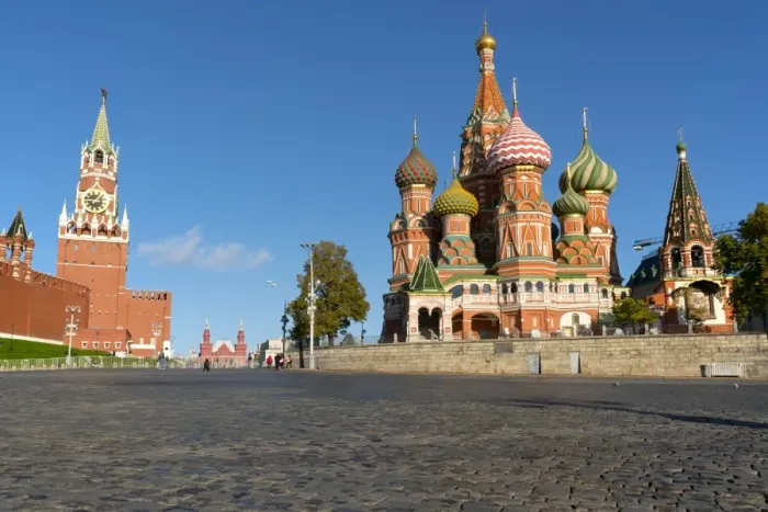 Framed Print : Red Square, St. Basils Cathedral and the Saviours Tower of the Kremlin, UNESCO