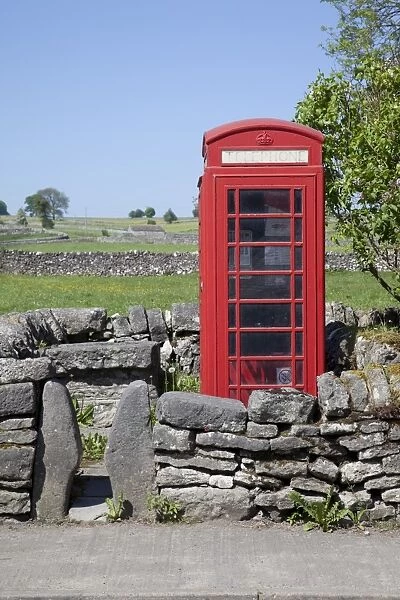 Red telephone box, Monyash, Peak District, Derbyshire, England, United Kingdom, Europe