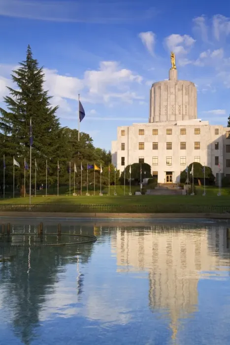 Framed Print : Reflection of the State Capitol building in Salem, Oregon, United States of America Framed Print : Reflection of the State Capitol building in Salem, Oregon, United States of America