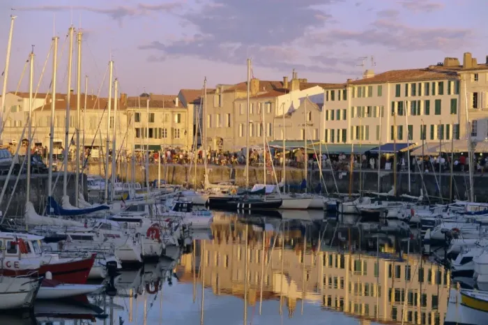 Framed Print : Reflections in the harbour, Le Port du Quai de la Poithevinieres (Poithevinieres Quay) Framed Print : Reflections in the harbour, Le Port du Quai de la Poithevinieres (Poithevinieres Quay)