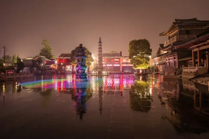 Framed Print : Reflections of LED lighting in the rain at Xiangji Temple, Hangzhou, Zhejiang, China, Asia Framed Print : Reflections of LED lighting in the rain at Xiangji Temple, Hangzhou, Zhejiang, China, Asia