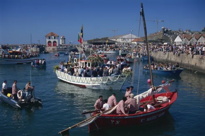 Framed Print : Religious procession at sea, Romaria de Seniora d Agonia, Viana do Castelo Framed Print : Religious procession at sea, Romaria de Seniora d Agonia, Viana do Castelo