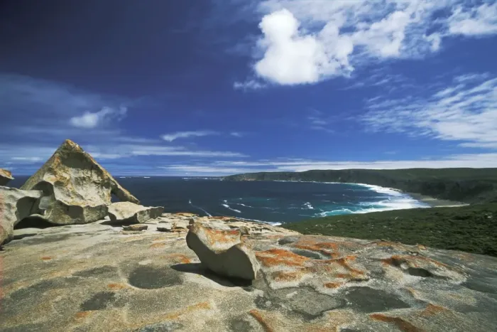 Framed Print : The Remarkable Rocks, weathered layer remnants on a granite dome, Flinders Chase National Park