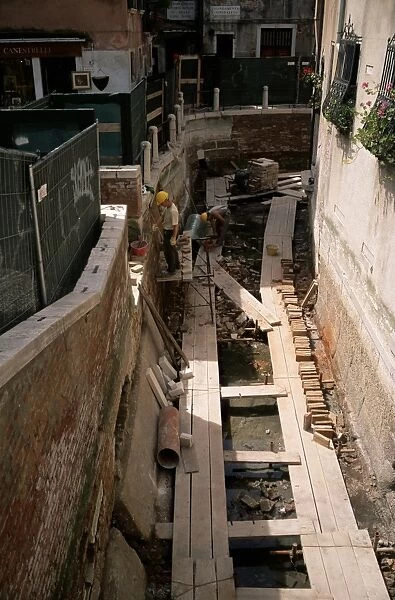 Repairing a canal