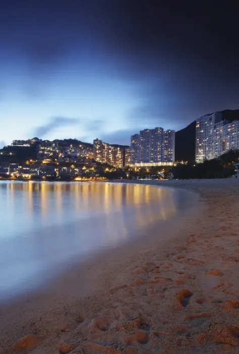 Framed Print : Repulse Bay beach at dusk, Hong Kong Island, Hong Kong, China, Asia Framed Print : Repulse Bay beach at dusk, Hong Kong Island, Hong Kong, China, Asia
