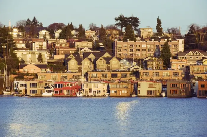 Framed Print : Residential houses on Lake Union, Seattle, Washington State, United States of America Framed Print : Residential houses on Lake Union, Seattle, Washington State, United States of America