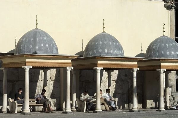 Rest area outside Umayyad Mosque