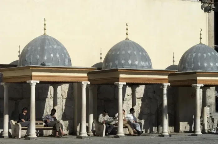 Framed Print : Rest area outside Umayyad Mosque Framed Print : Rest area outside Umayyad Mosque