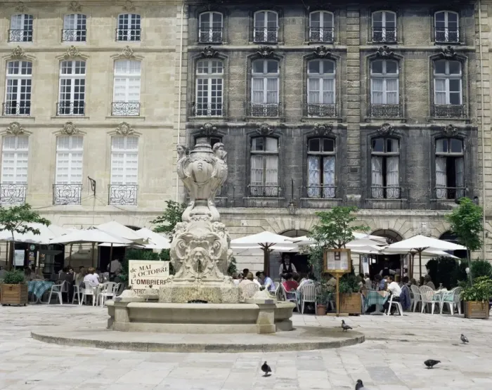 Framed Print : Restaurants in Bordeaux, Aquitaine, France, Europe Framed Print : Restaurants in Bordeaux, Aquitaine, France, Europe