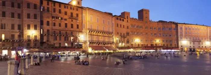 Framed Print : Restaurants at Piazza del Campo, Siena, UNESCO World Heritage Site, Siena Province Framed Print : Restaurants at Piazza del Campo, Siena, UNESCO World Heritage Site, Siena Province