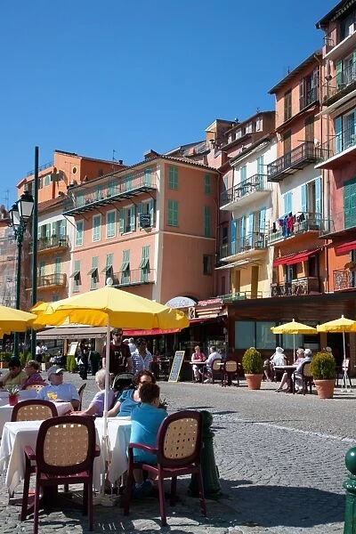 Restaurants along waterfront, Villefranche, Alpes-Maritimes, Provence-Alpes-Cote d Azur, French Riviera, France, Europe