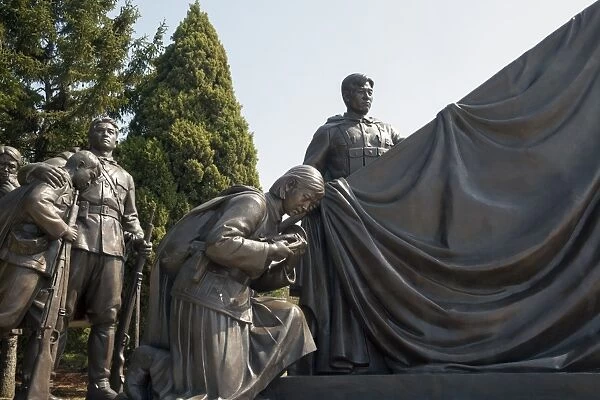 Revolutionary Martyrs Cemetery, Pyongyang, Democratic Peoples Republic of Korea (DPRK), North Korea, Asia
