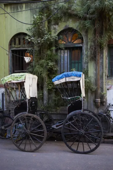 Framed Print : Rickshaw on the street, Kolkata (Calcutta), West Bengal, India, Asia Framed Print : Rickshaw on the street, Kolkata (Calcutta), West Bengal, India, Asia