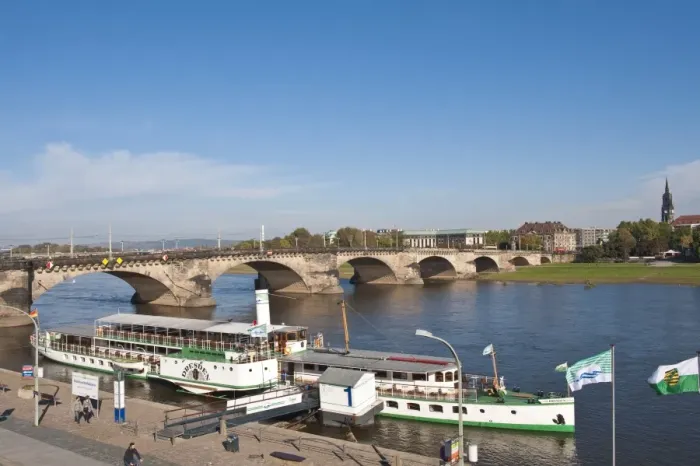 Framed Print : River boat on the Elbe River at the Augustus Bridge (Augustusbrucke), Dresden, Saxony, Germany, Europe Framed Print : River boat on the Elbe River at the Augustus Bridge (Augustusbrucke), Dresden, Saxony, Germany, Europe
