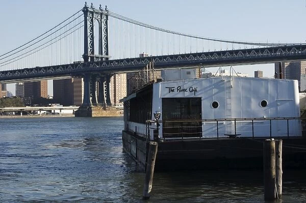 The River Cafe and Manhattan Bridge