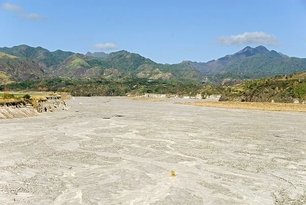 River channel floored with pumice lahar deposits, Pinatubo volcano, northern Luzon