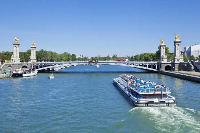 Framed Print : River Seine Cruise boat, Bateaux Mouches and the Pont Alexandre III Bridge, Paris, France, Europe Framed Print : River Seine Cruise boat, Bateaux Mouches and the Pont Alexandre III Bridge, Paris, France, Europe