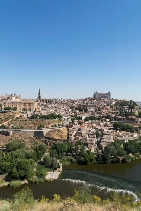 Framed Print : The River Tagus with the Alcazar and cathedral towering above the rooftops of Toledo Framed Print : The River Tagus with the Alcazar and cathedral towering above the rooftops of Toledo
