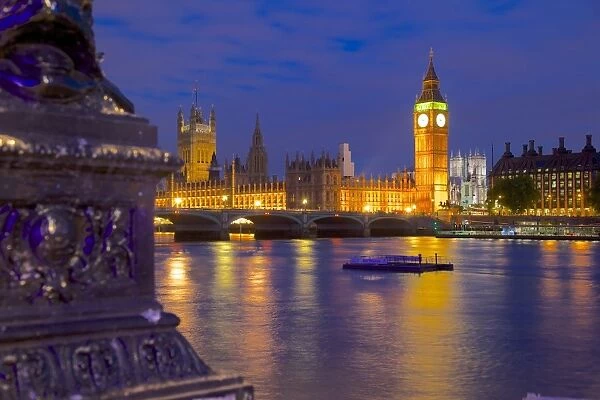 River Thames and Houses of Parliament at dusk, London, England, United Kingdom, Europe