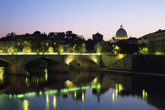 Framed Print : River Tiber and Ponte Vittorio Emanuele II at dusk, with St Framed Print : River Tiber and Ponte Vittorio Emanuele II at dusk, with St