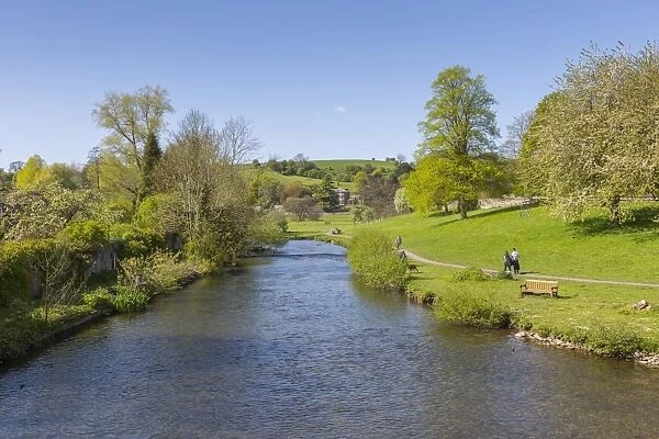 The River Wye in Bakewell in springtime, Derbyshire Dales, Derbyshire, England, United Kingdom