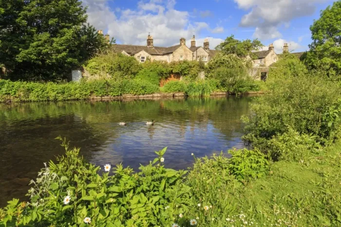 Framed Print : River Wye in spring, Bakewell, Historic Market Town, home of Bakewell Pudding, Peak Framed Print : River Wye in spring, Bakewell, Historic Market Town, home of Bakewell Pudding, Peak