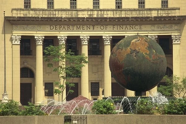 Rizal Park and Department of Finance, Manila, Philippines, Southeast Asia, Asia