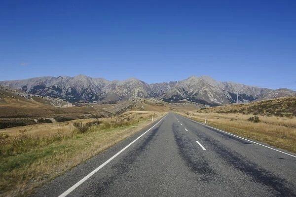 Road leading through the beautiful mountain scenery around Arthurs Pass, South Island, New Zealand, Pacific