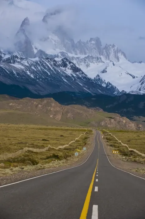 Framed Print : Road leading to Mount Fitzroy near El Chalten, Los Glaciares National Park, UNESCO World Heritage Site, Patagonia, Argentina, South America Framed Print : Road leading to Mount Fitzroy near El Chalten, Los Glaciares National Park, UNESCO World Heritage Site, Patagonia, Argentina, South America