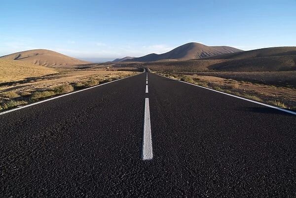 Road near La Pared, Fuerteventura, Canary Islands, Spain, Europe