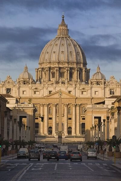Road to Piazza San Pietro, St. Peters Basilica, Vatican City, Rome