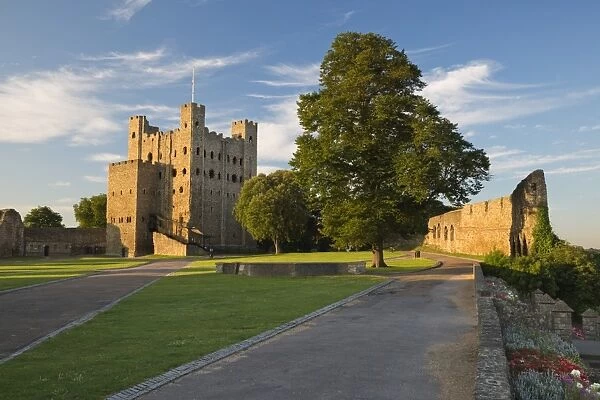 Rochester Castle and gardens, Rochester, Kent, England, United Kingdom, Europe
