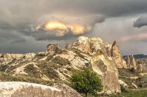 Rock formation, Uchisar, Goreme National Park, UNESCO World Heritage Site, Cappadocia, Anatolia, Turkey, Asia Minor, Eurasia