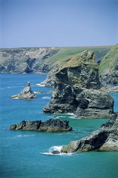 Rock stacks, Bedruthan, Cornwall, England, United Kingdom, Europe