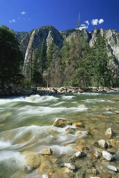 Rocks in the South Fork of the Kings River