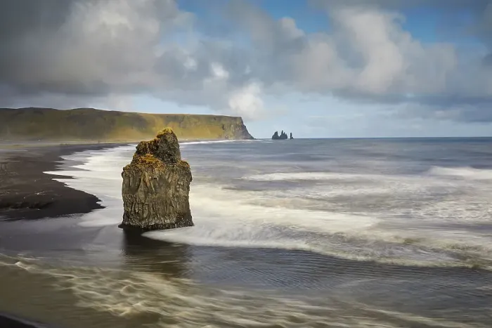 Framed Print : A rocky Atlantic shoreline on Dyrholaey Island, looking towards Reynisfjara beach, near Vik, south coast of Iceland, Polar Regions Framed Print : A rocky Atlantic shoreline on Dyrholaey Island, looking towards Reynisfjara beach, near Vik, south coast of Iceland, Polar Regions