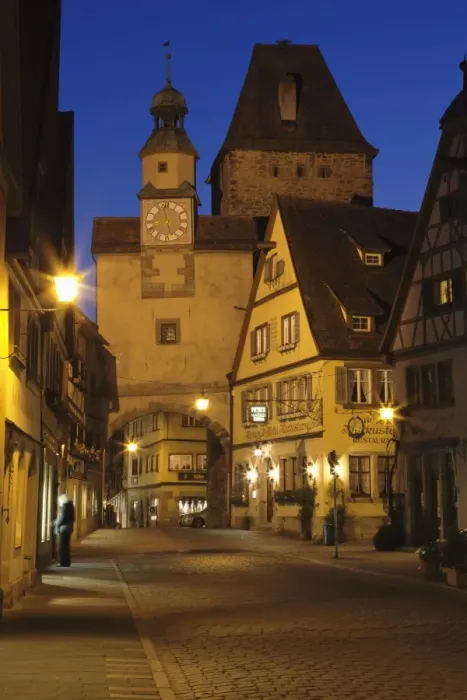 Framed Print : Roderbogen Bow and Markusturm Tower, Rothenburg ob der Tauber, Romantic Road (Romantische Strasse), Franconia, Bavaria, Germany, Europe Framed Print : Roderbogen Bow and Markusturm Tower, Rothenburg ob der Tauber, Romantic Road (Romantische Strasse), Franconia, Bavaria, Germany, Europe