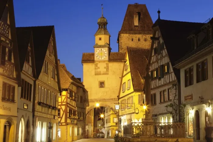 Framed Print : Roderbogen Bow and Markusturm Tower, Rothenburg ob der Tauber, Romantic Road (Romantische Strasse), Franconia, Bavaria, Germany, Europe Framed Print : Roderbogen Bow and Markusturm Tower, Rothenburg ob der Tauber, Romantic Road (Romantische Strasse), Franconia, Bavaria, Germany, Europe