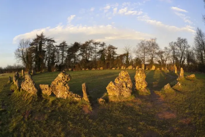 Framed Print : The Rollright Stones, a Bronze Age stone circle, Chipping Norton, Oxfordshire, Cotswolds, England, United Kingdom, Europe Framed Print : The Rollright Stones, a Bronze Age stone circle, Chipping Norton, Oxfordshire, Cotswolds, England, United Kingdom, Europe