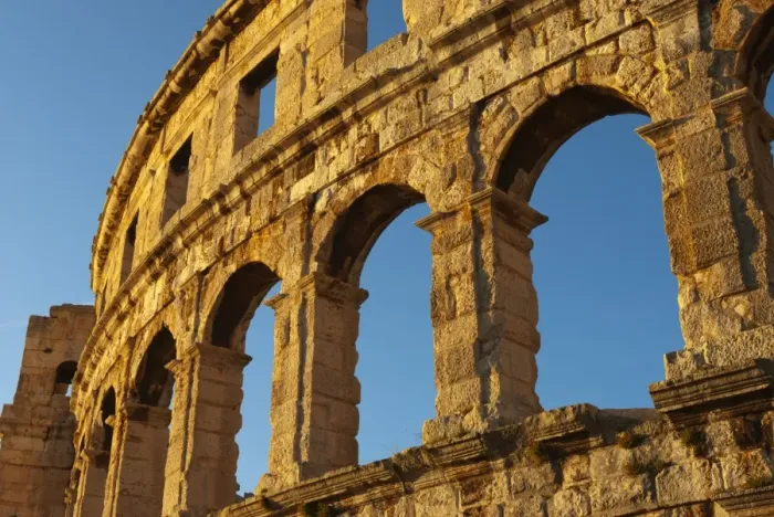 Framed Print : The Roman Amphitheatre, Pula, Istria, Croatia, Europe Framed Print : The Roman Amphitheatre, Pula, Istria, Croatia, Europe