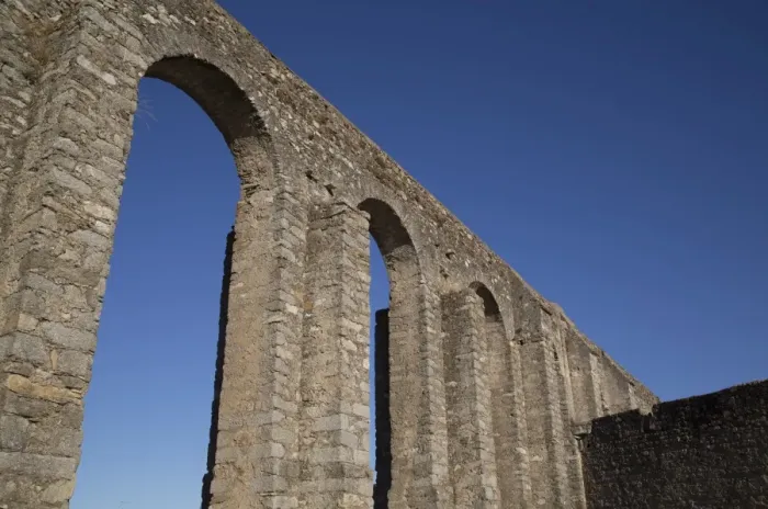 Framed Print : Roman Aqueduct, Evora, UNESCO World Heritage Site, Portugal, Europe