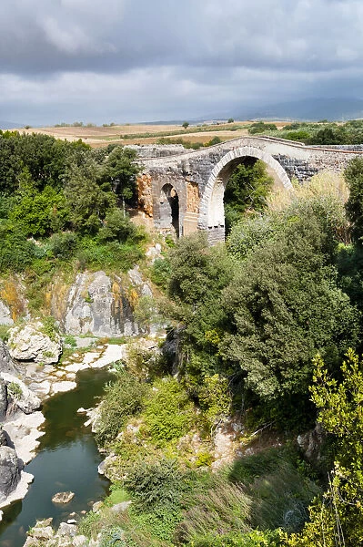 Roman Bridge of the Devil, River Fiora, Vulci, Province of Viterbo, Lazio, Maremma, Italy