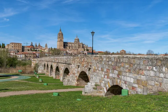 Framed Print : Roman bridge, Salamanca, UNESCO World Heritage Site, Castile and Leon, Spain, Europe Framed Print : Roman bridge, Salamanca, UNESCO World Heritage Site, Castile and Leon, Spain, Europe
