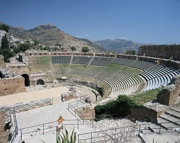 Roman and Greek theatre