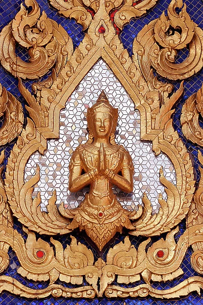 Roof detail, Wat Phra Kaew (Temple of the Emerald Budda), Bangkok, Thailand, Southeast Asia, Asia