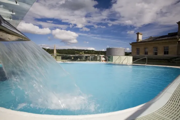 Framed Print : Roof Top Pool in New Royal Bath, Thermae Bath Spa, Bath, Avon, England