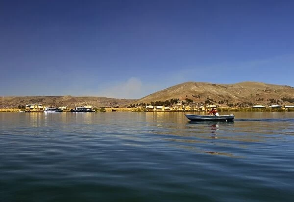 Rowing boat, Islas Flotantes, floating islands, Lake Titicaca, Flotantes, peru, peruvian, south america, south american, latin america, latin american South America