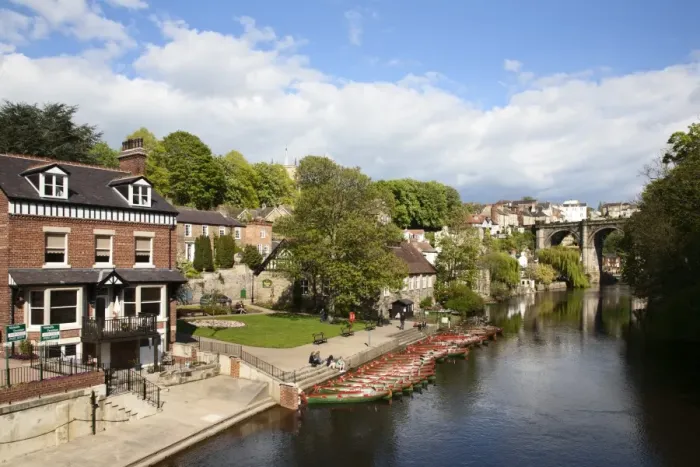 Framed Print : Rowing boats on the River Nidd, Knaresborough, North Yorkshire, England Framed Print : Rowing boats on the River Nidd, Knaresborough, North Yorkshire, England